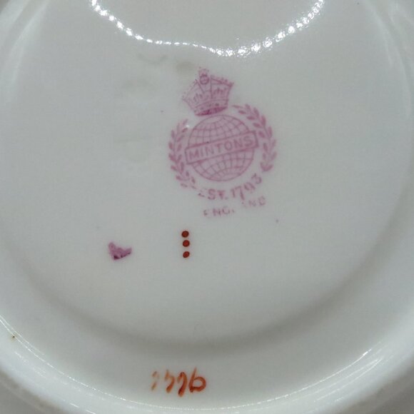Minton Cockatrice Pink Teacup & Saucer #9646 Bone China 4" Dia. England - Picture 12 of 15